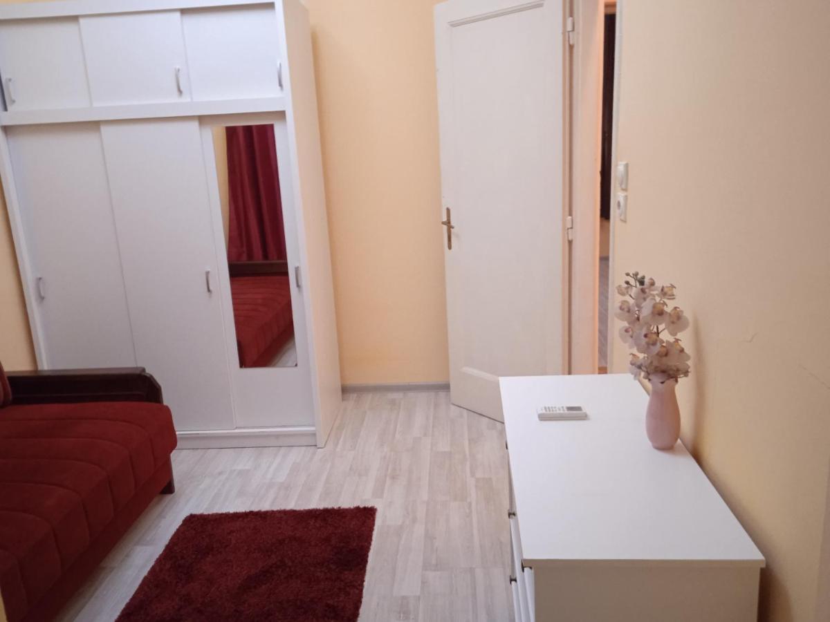 Ferienwohnung Bajloni Lux Belgrad Exterior foto