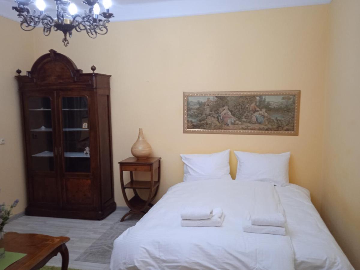 Ferienwohnung Bajloni Lux Belgrad Exterior foto